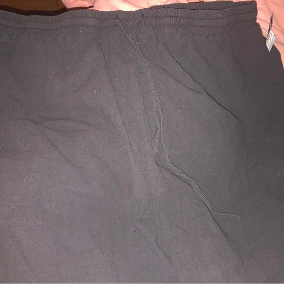 SHEIN Black Drawstring Shorts size 4XL Curve - Picture 1 of 3